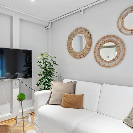 Charming 200m From Bryggen