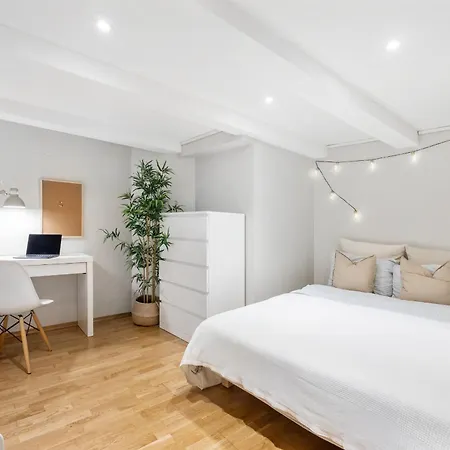 Charming 200m From Bryggen Берген