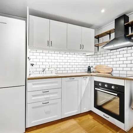 Апартаменты Charming 200m From Bryggen Берген