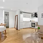 Charming 200m From Bryggen Daire